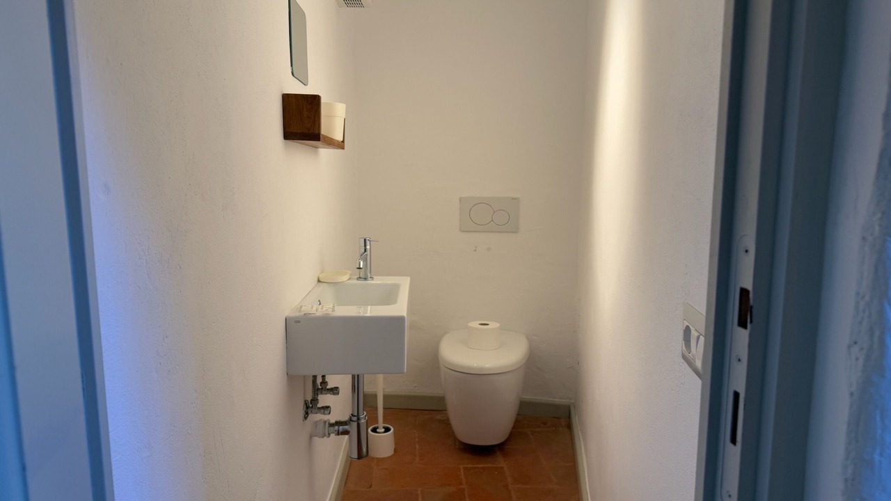 Photo of Bathroom in Colonno