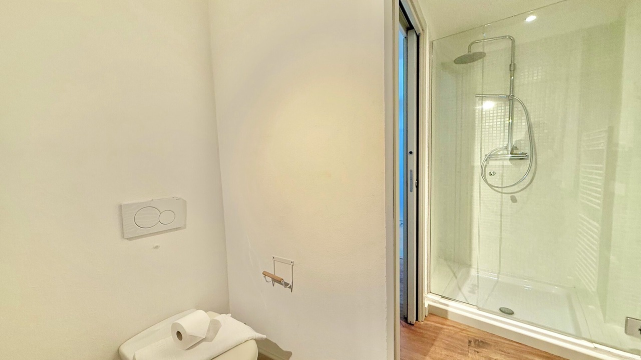 Photo of Bathroom in Colonno