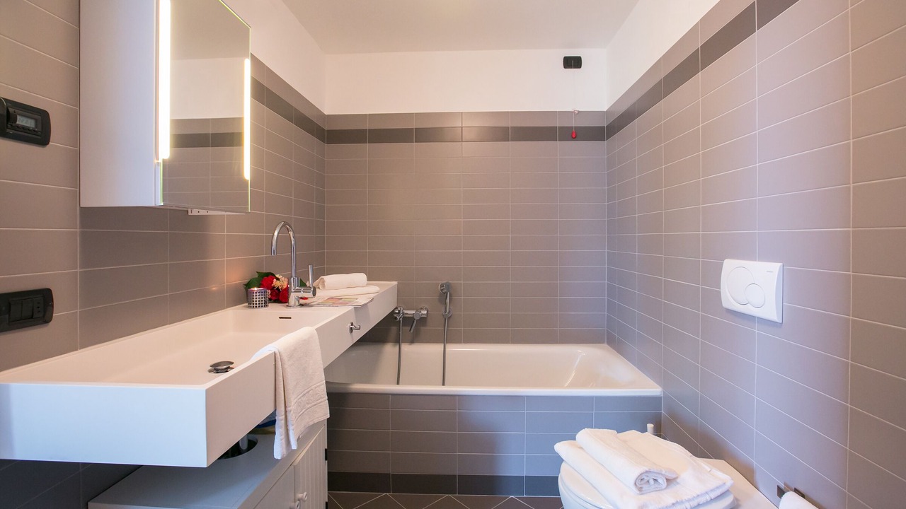 Photo of Bathroom in Menaggio