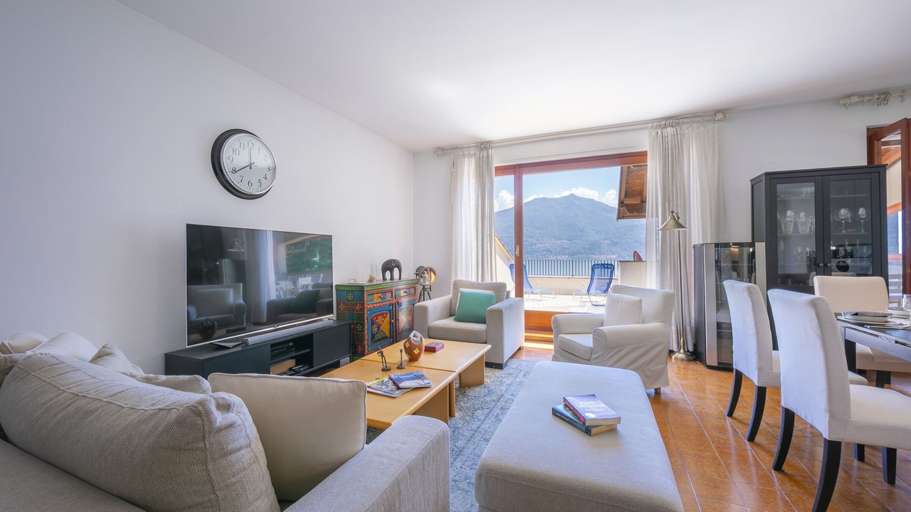 Photo of Bedroom in Menaggio