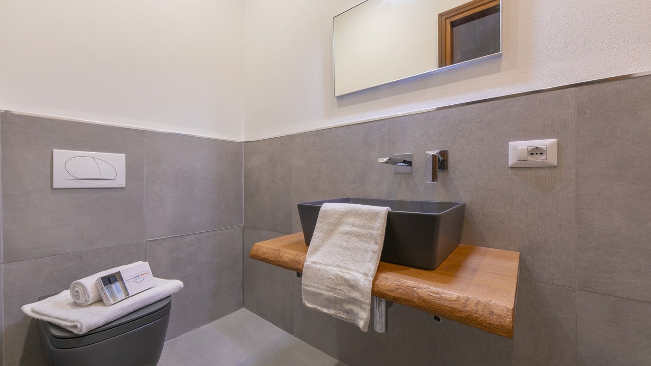 Photo of Bathroom in Menaggio
