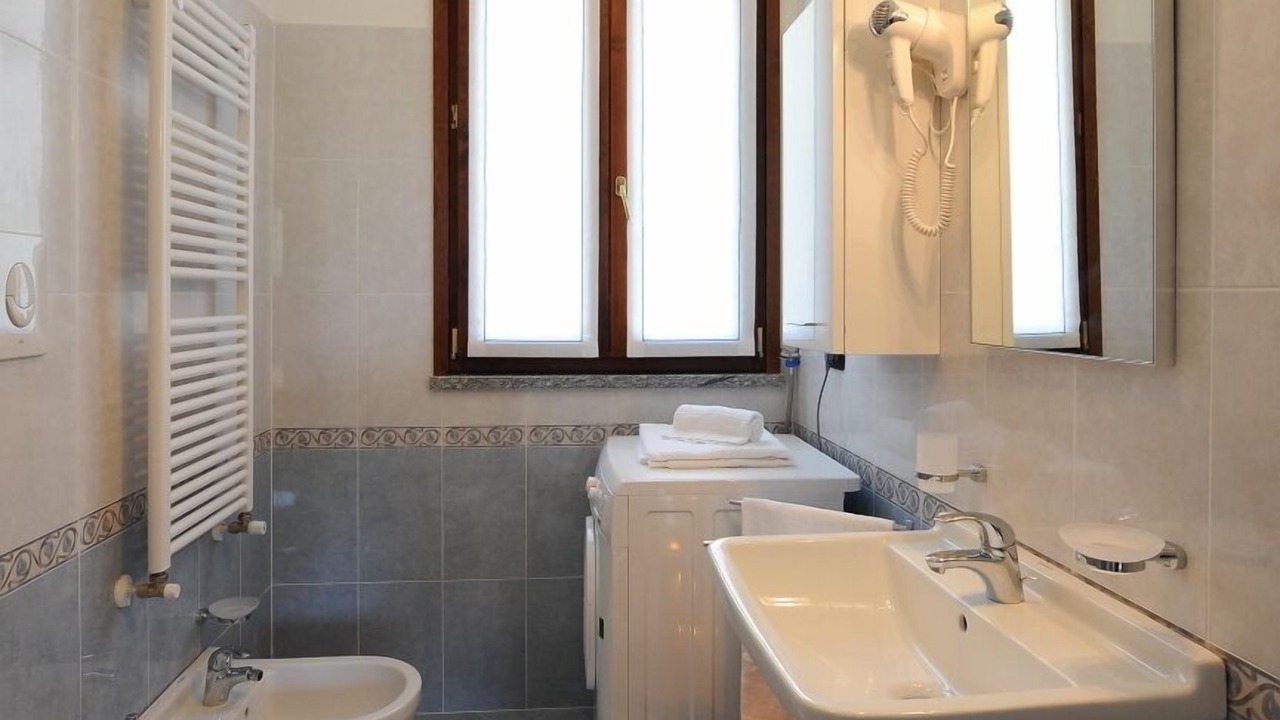 Photo of Bathroom in Argegno
