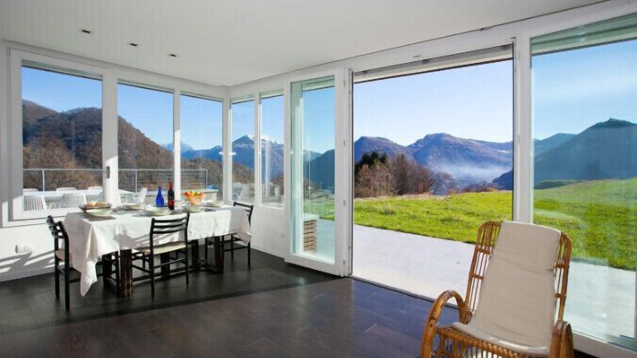 Photo of Bedroom in Cerano d'Intelvi