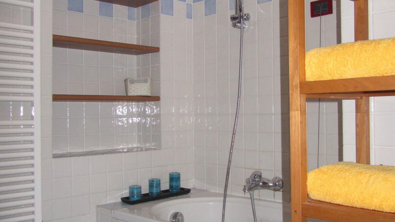 Photo of Bathroom in Laglio