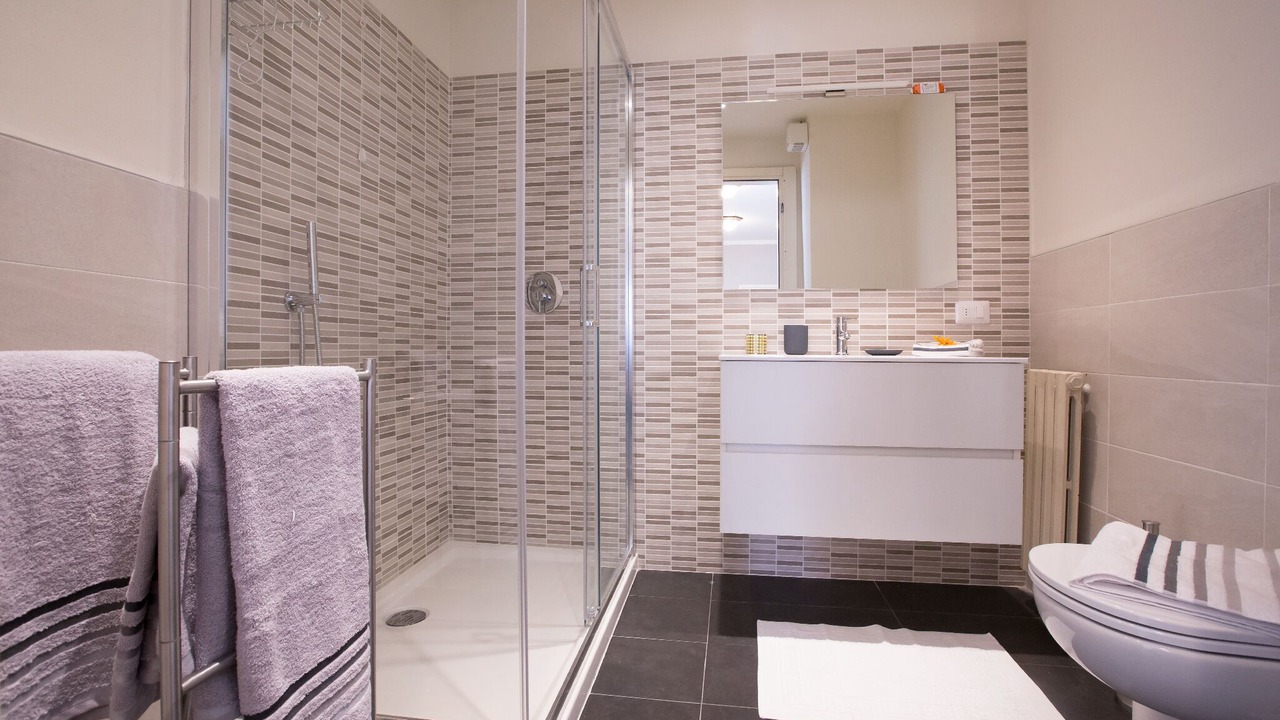 Photo of Bathroom in Menaggio