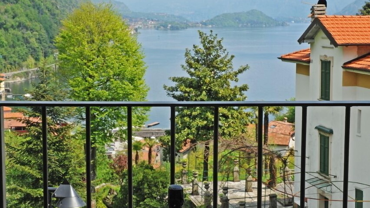 Photo of Patio Balcony in Argegno