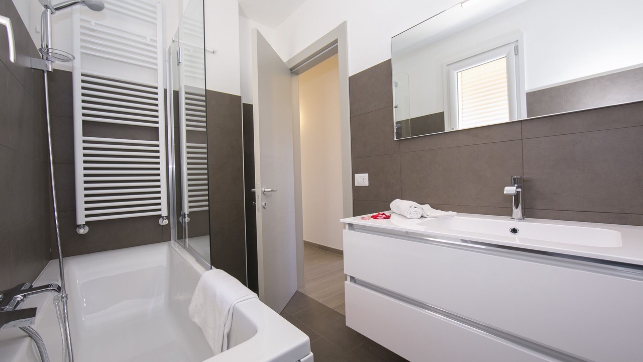 Photo of Bathroom in Menaggio
