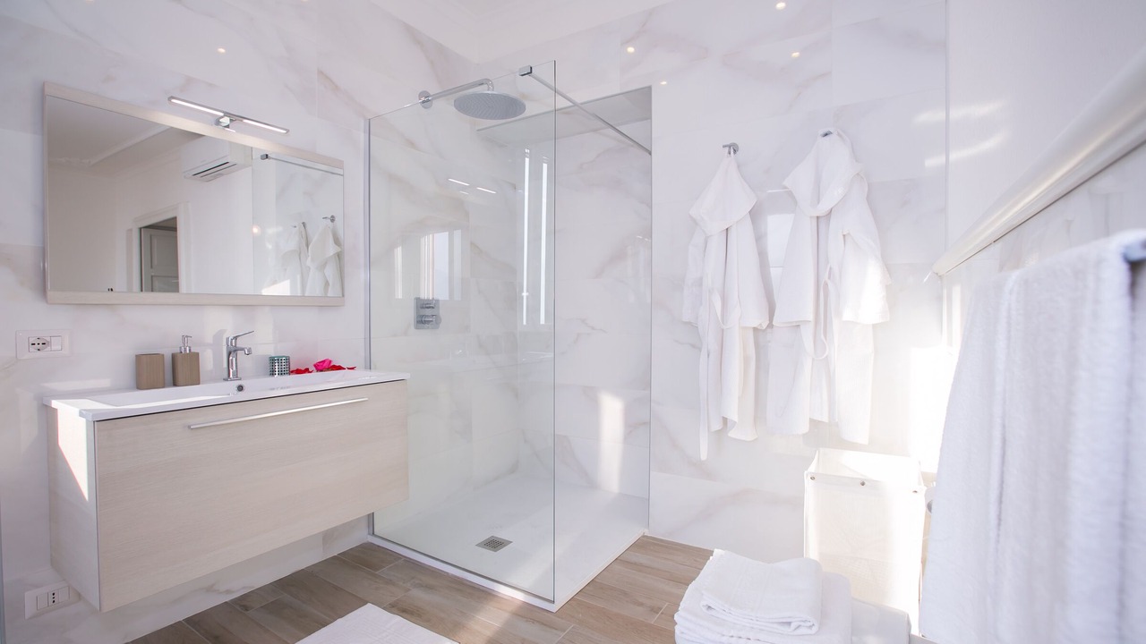 Photo of Bathroom in Menaggio