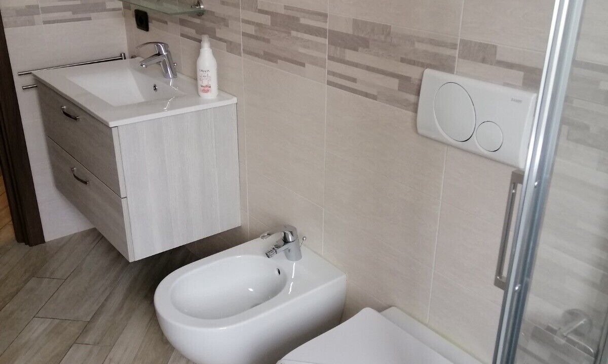 Photo of Bathroom in Albate
