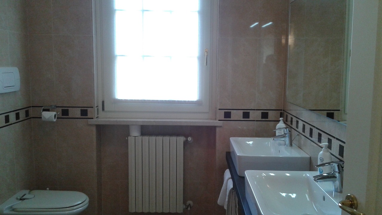 Photo of Bathroom in Pozzolengo