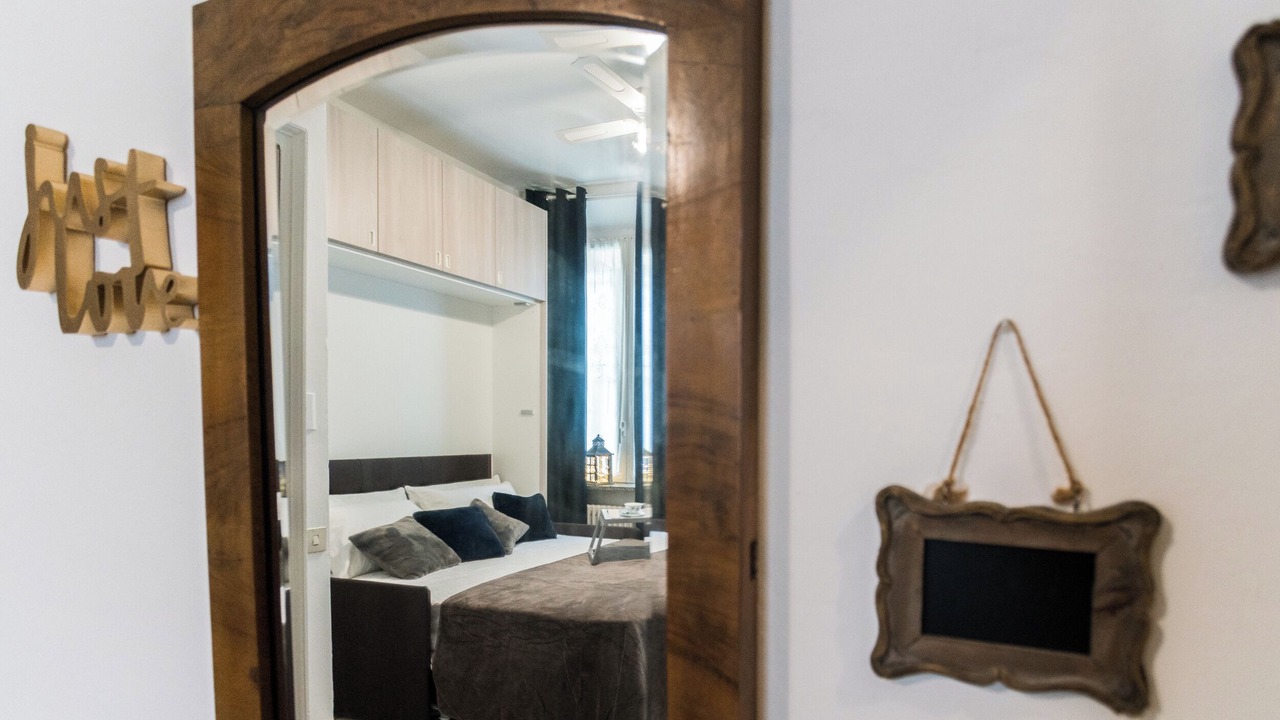 Photo of Bedroom in Como City Centre