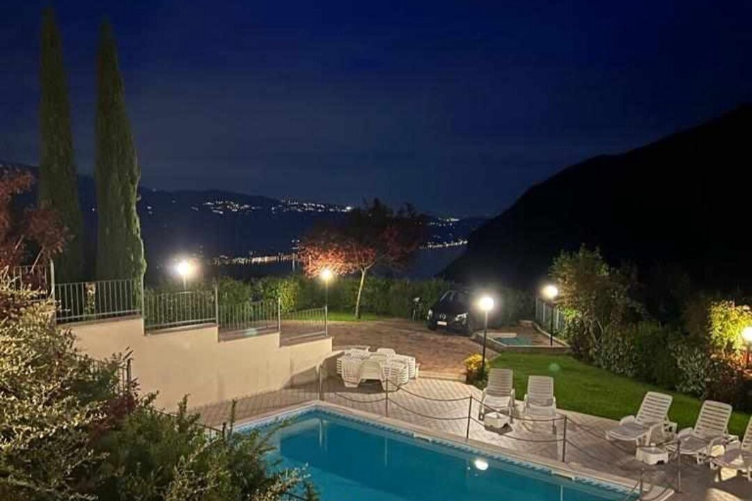 Photo of Outdoor in Aer