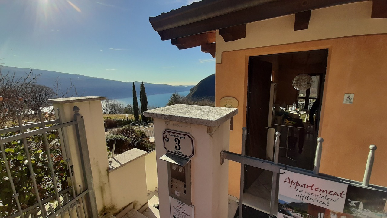 Photo of Outdoor in Aer