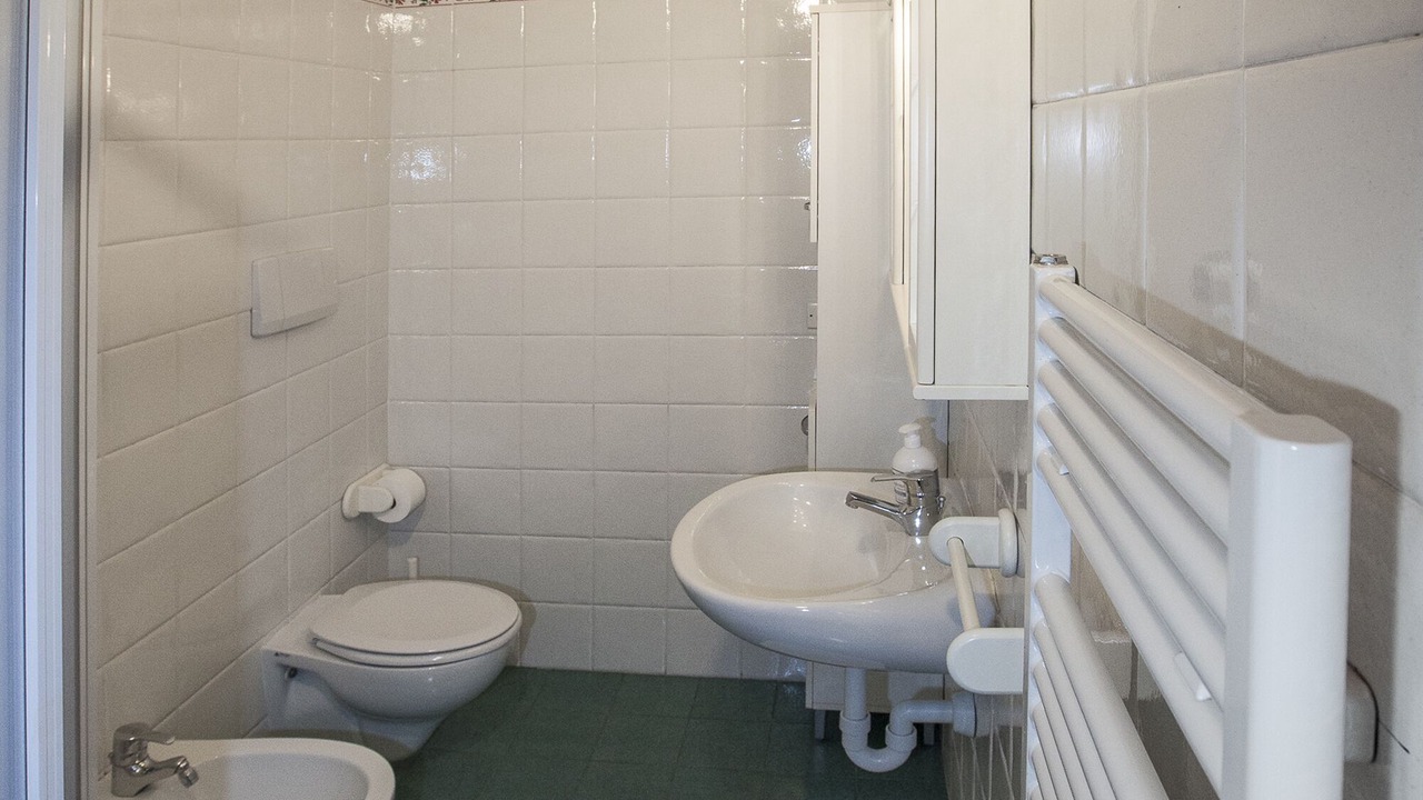 Photo of Bathroom in Como City Centre