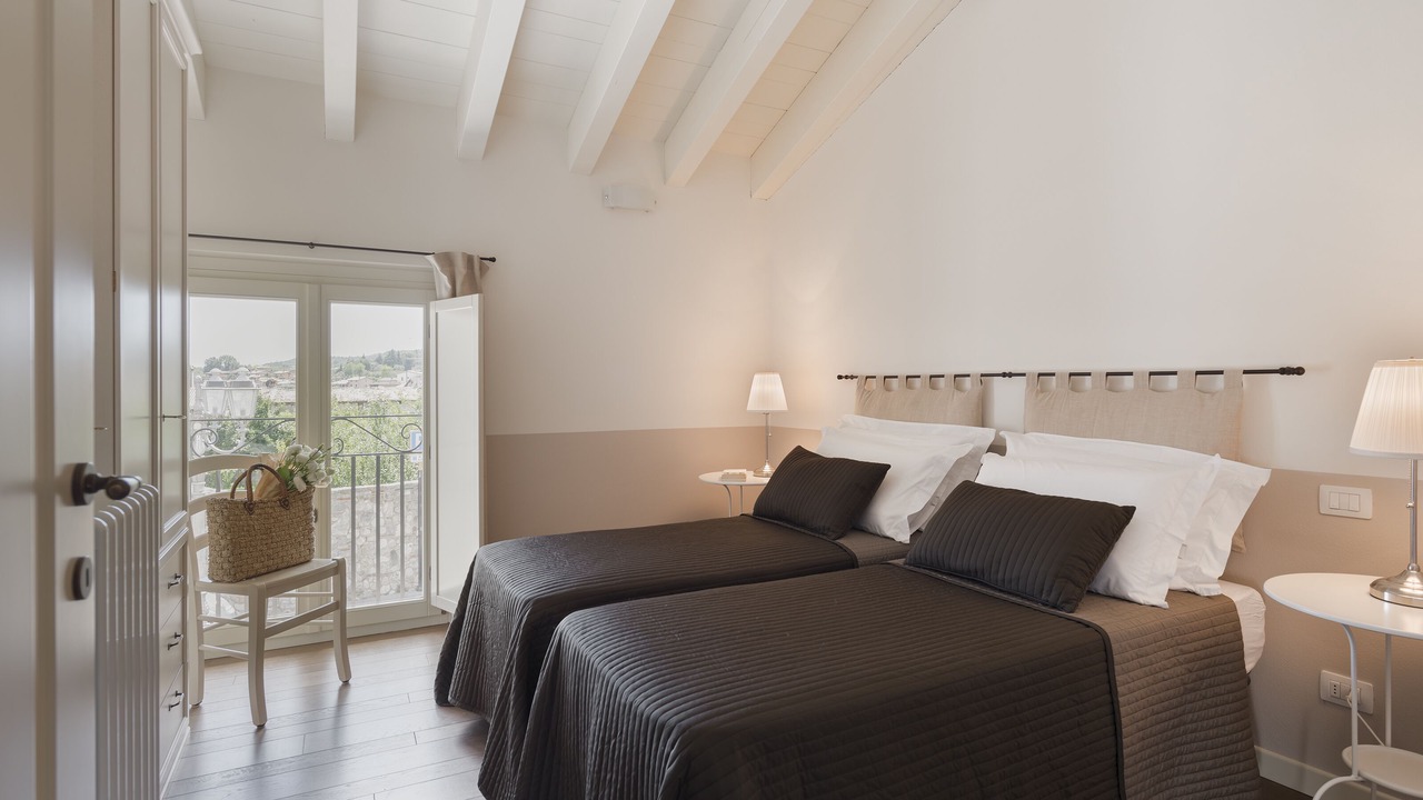 Photo of Bedroom in Polpenazze del Garda