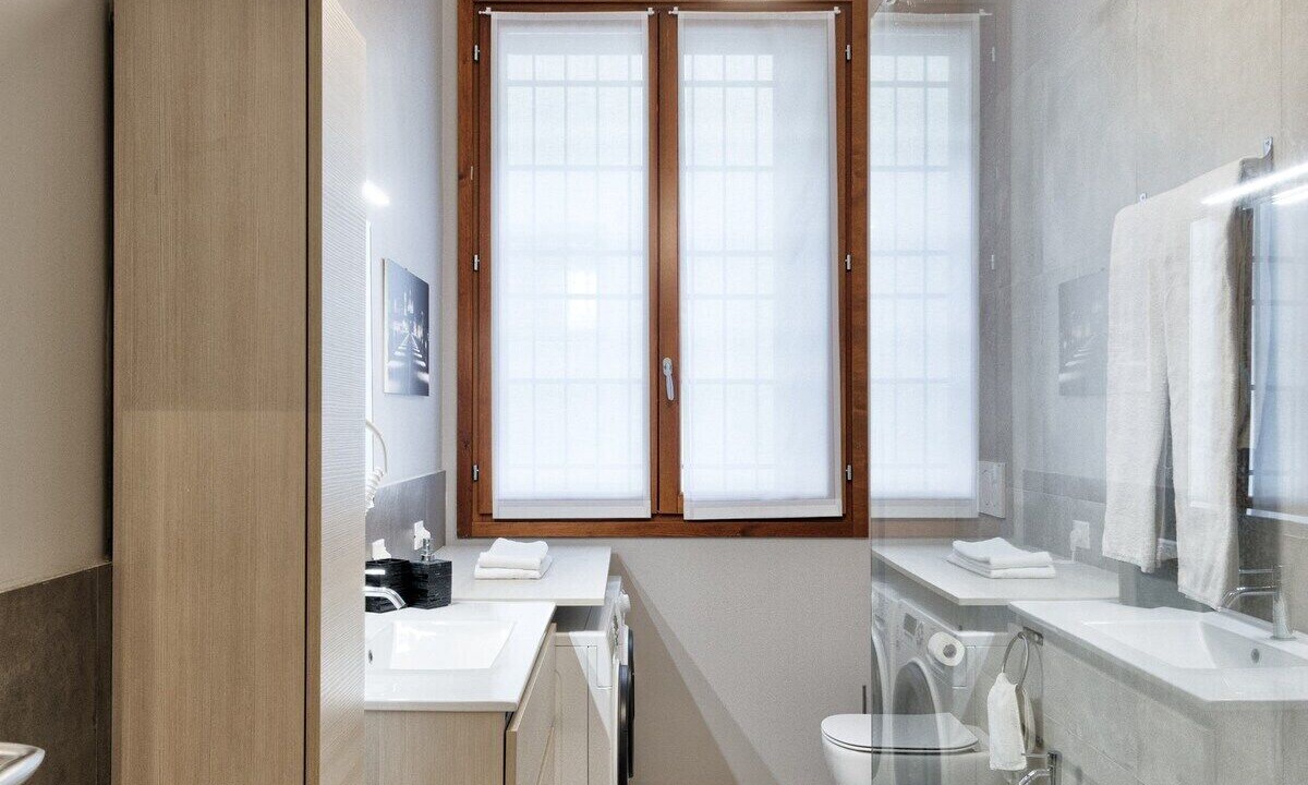 Photo of Bathroom in Old Town