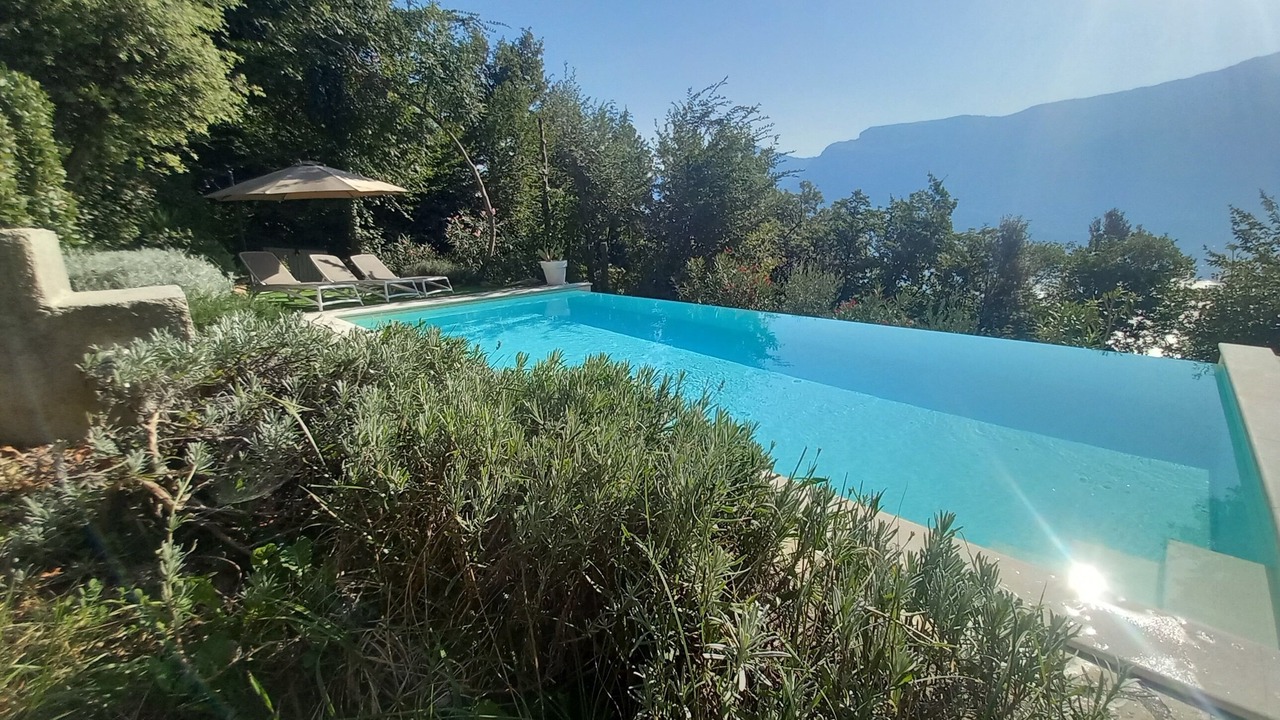 Photo of Outdoor in Arias