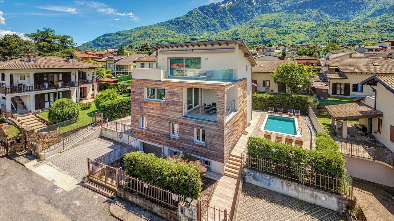 Photo of Outdoor in Colico Piano