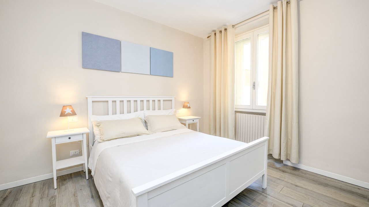 Photo of Bedroom in Desenzano del Garda City Centre