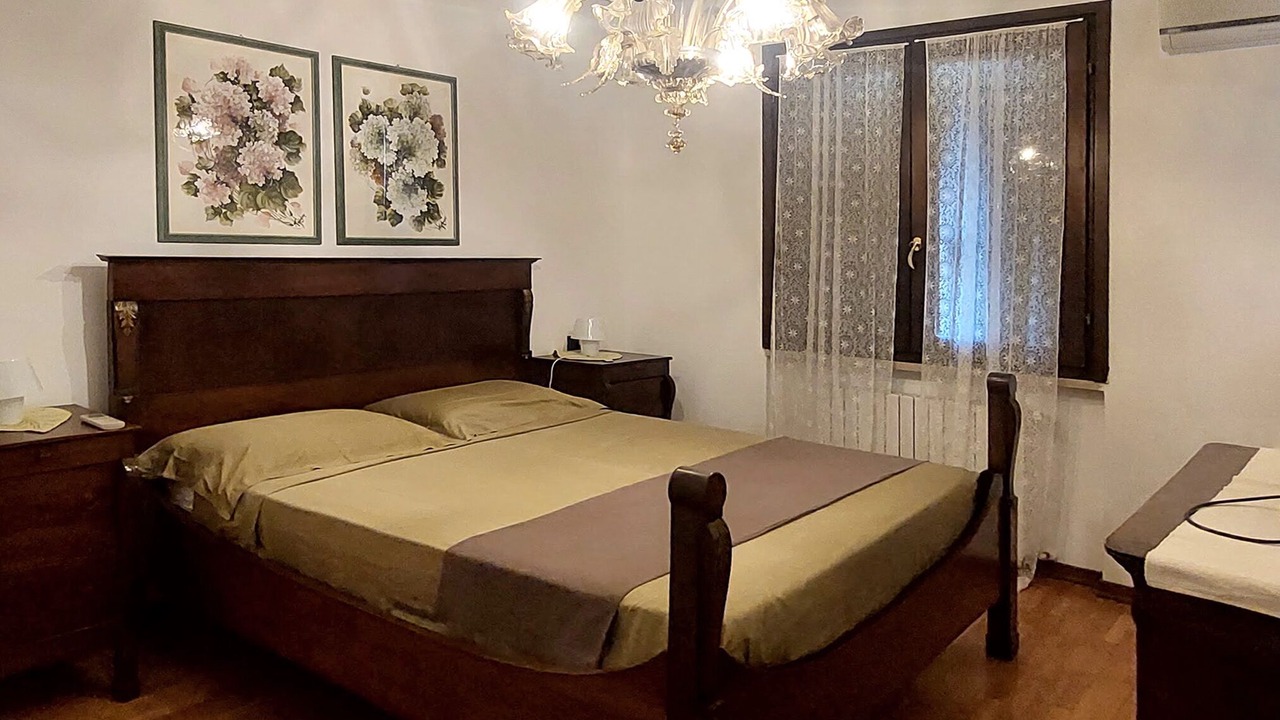Photo of Bedroom in Desenzano del Garda