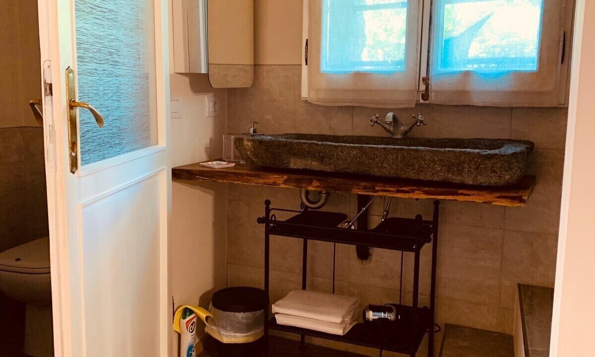 Photo of Bathroom in Torno