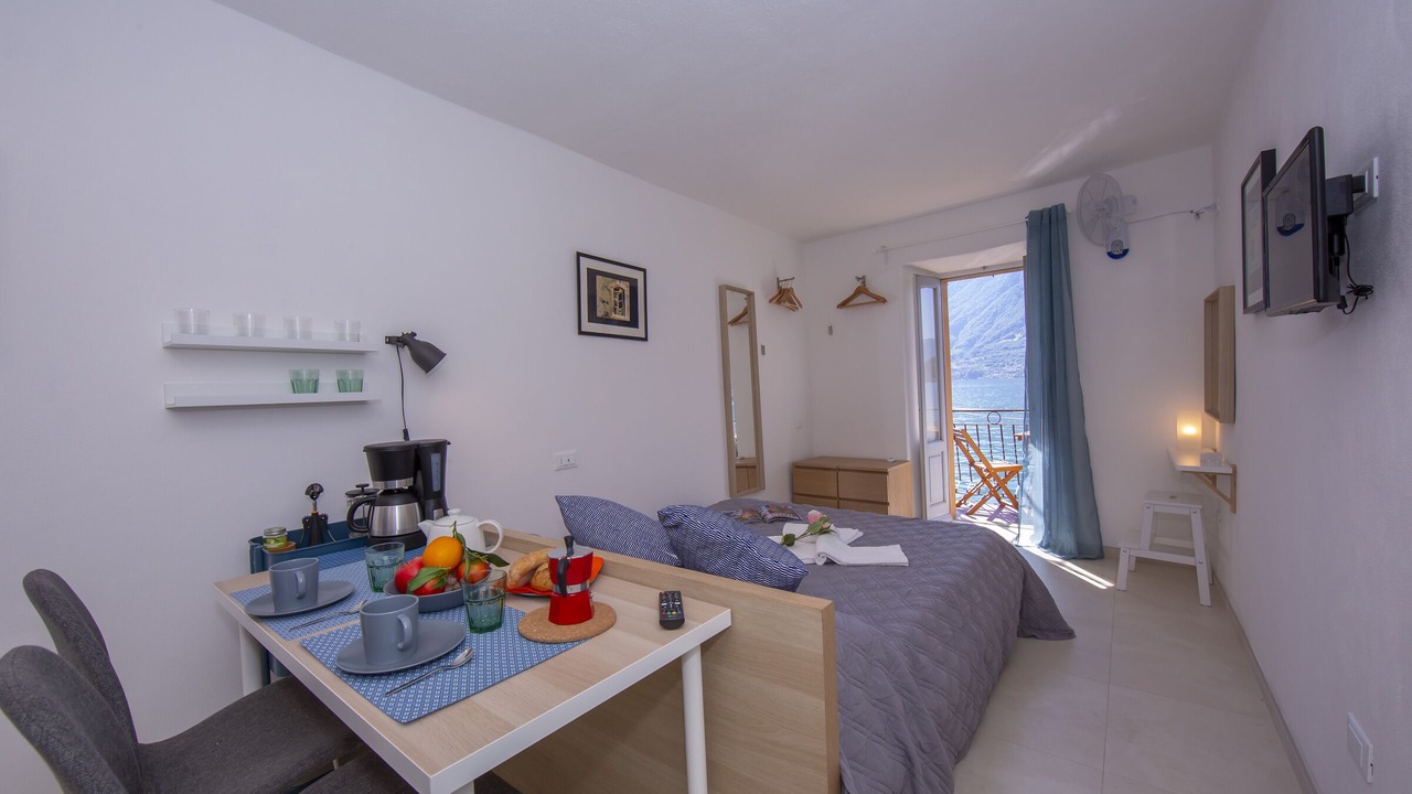Photo of Bedroom in Colonno