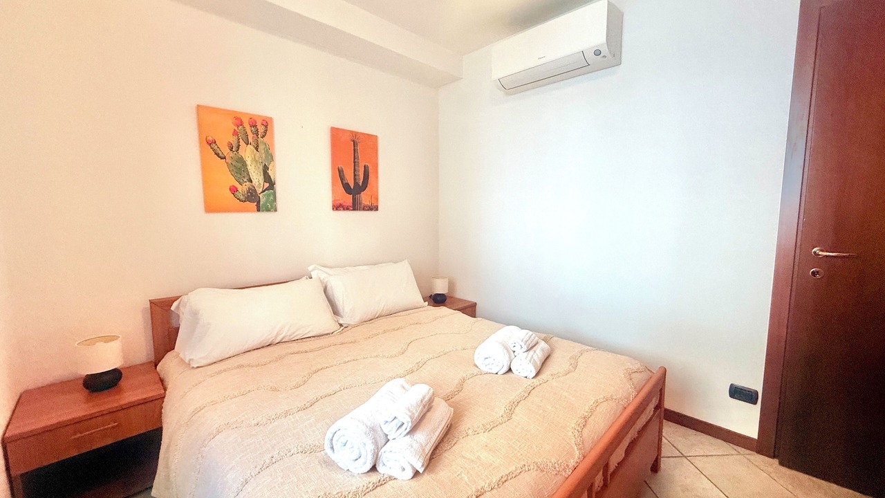 Photo of Bedroom in Colonno