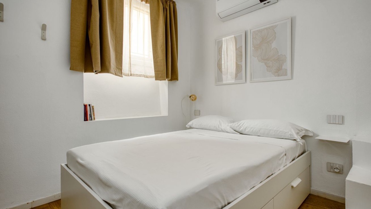 Photo of Bedroom in Bullona