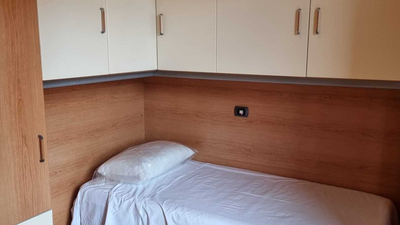 Photo of Bedroom in Magenta