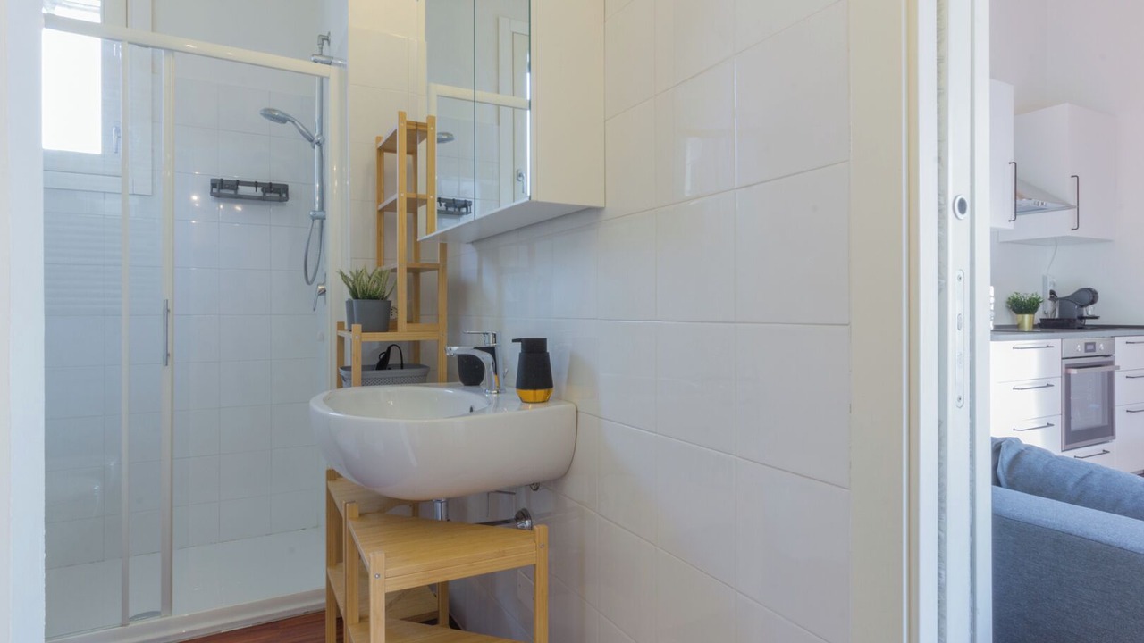Photo of Bathroom in Crema