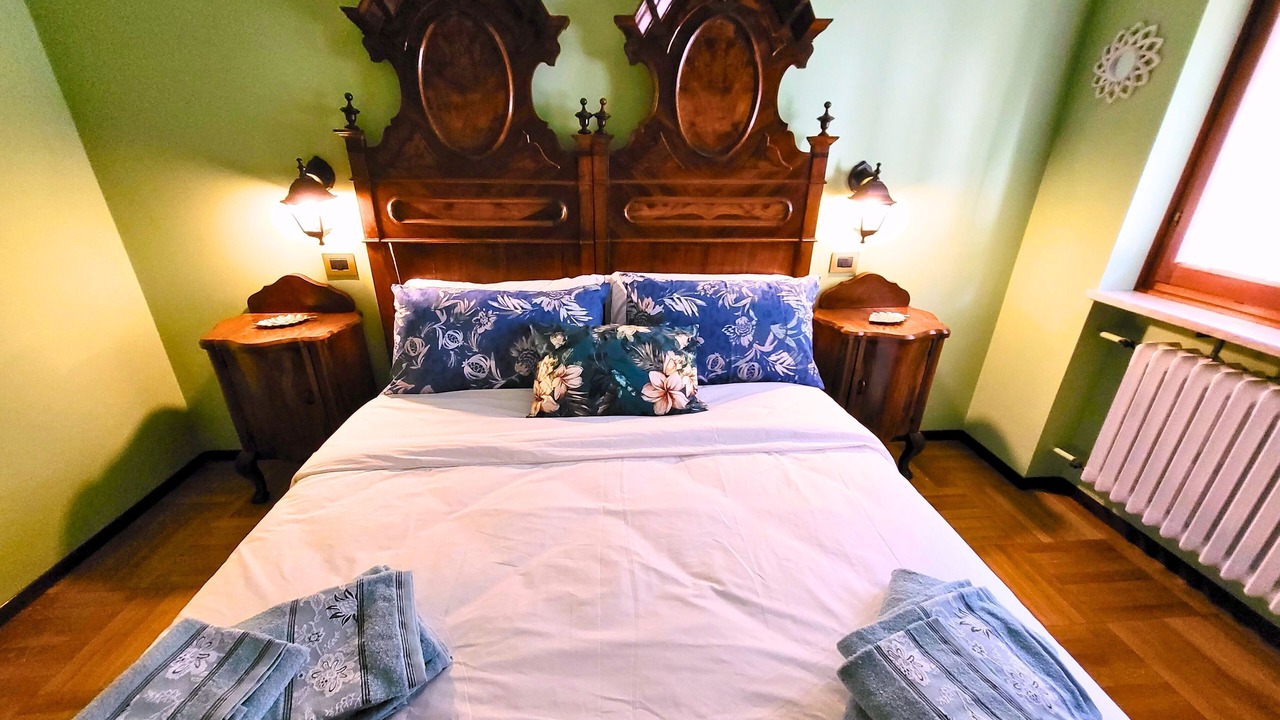 Photo of Bedroom in Laglio