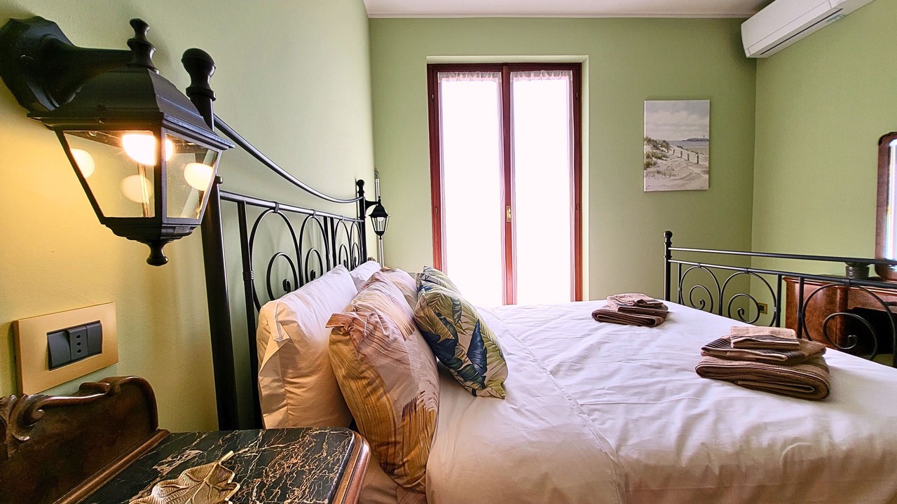 Photo of Bedroom in Laglio