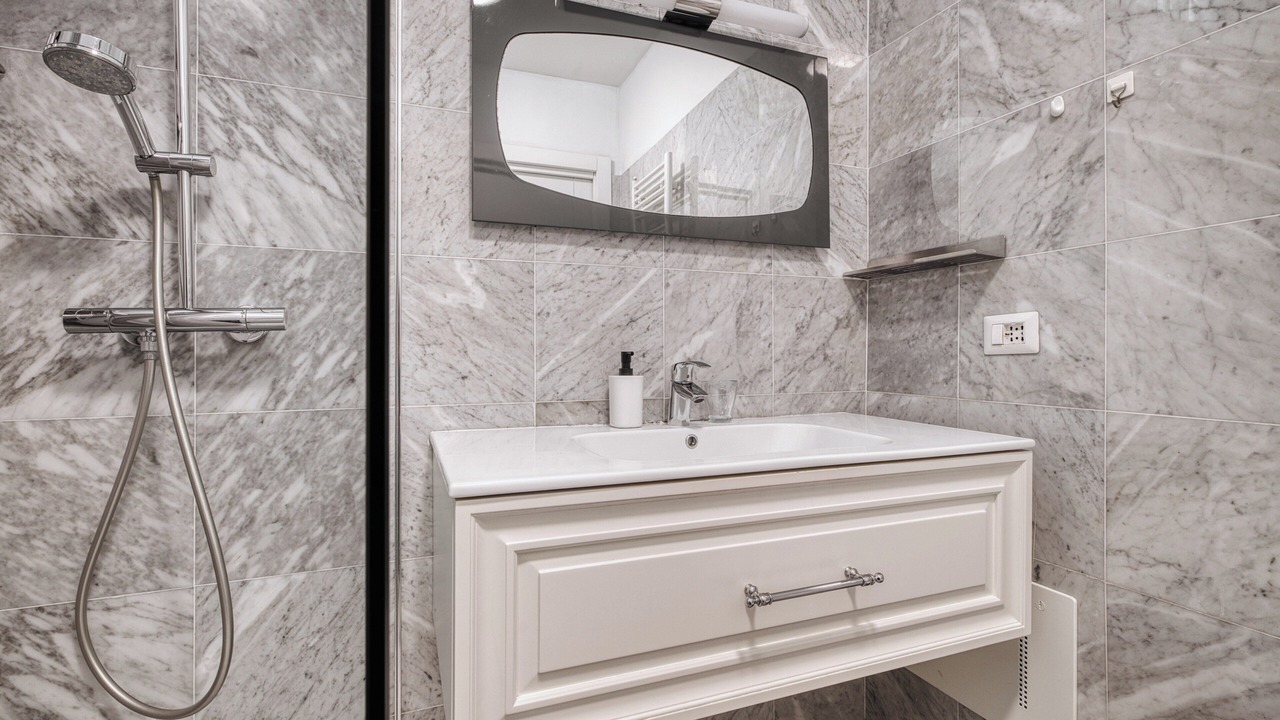 Photo of Bathroom in Chinatown