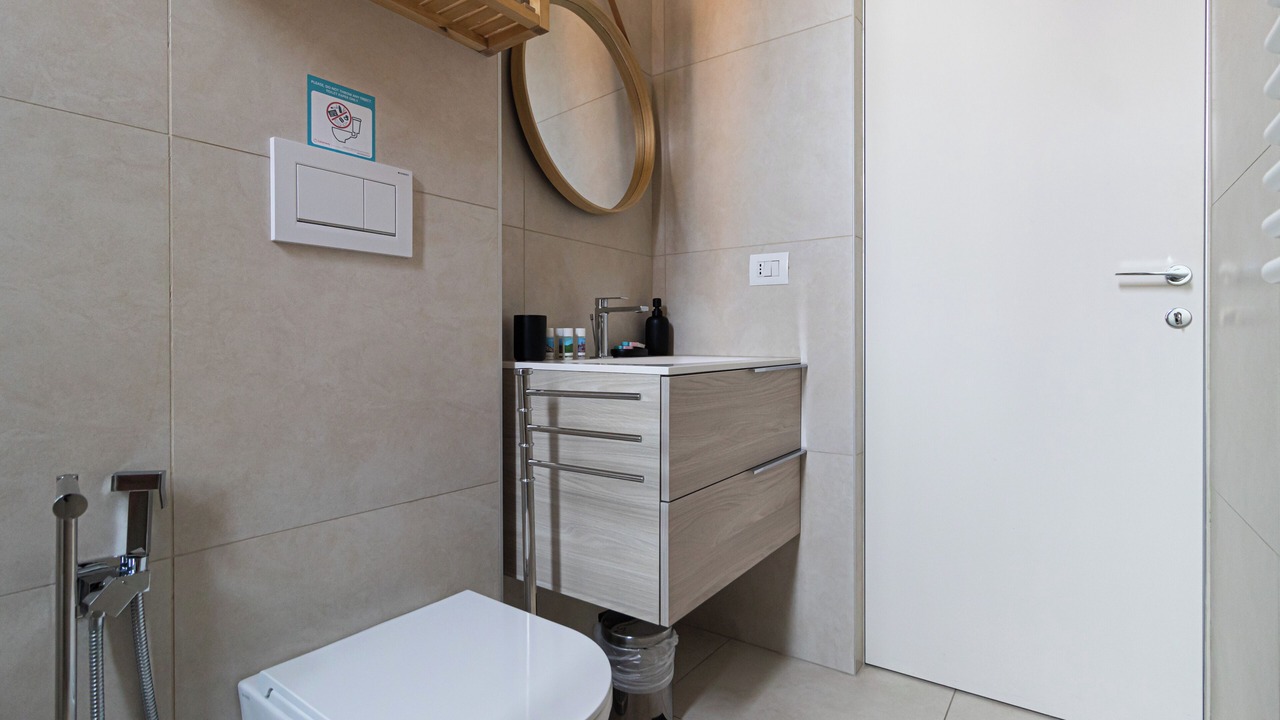 Photo of Bathroom in Giambellino