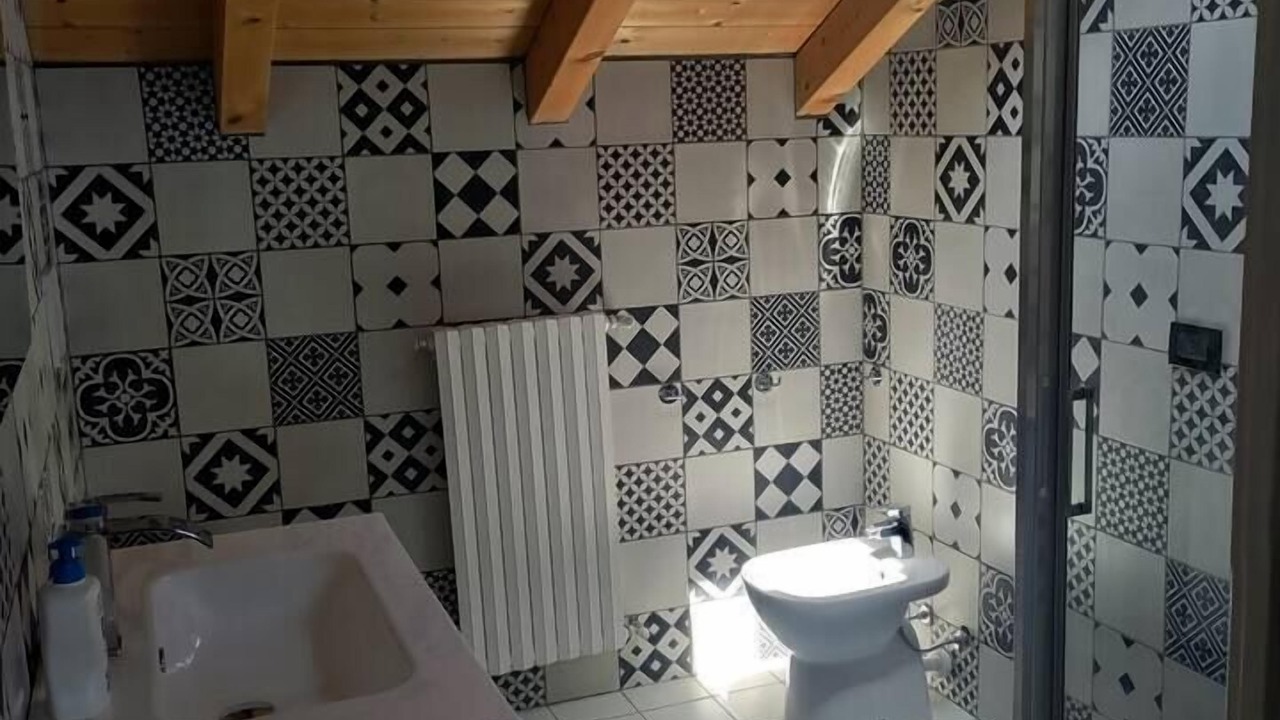 Photo of Bathroom in Osmate