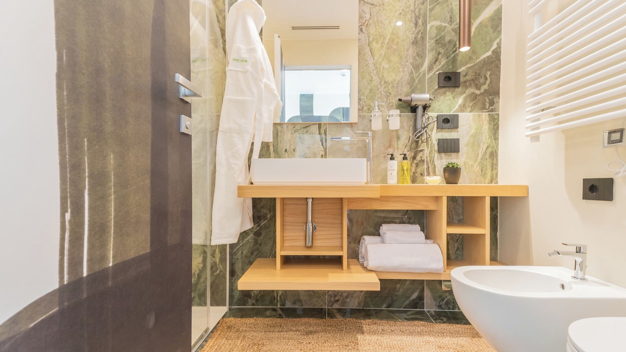 Photo of Bathroom in Como