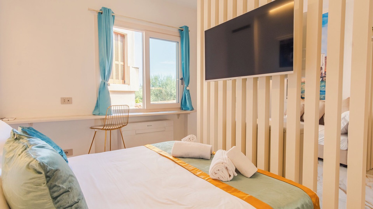 Photo of Bedroom in Sirmione Old Town