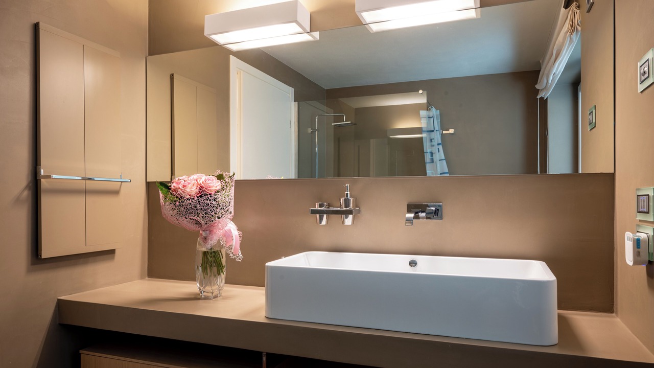 Photo of Bathroom in Calozzo