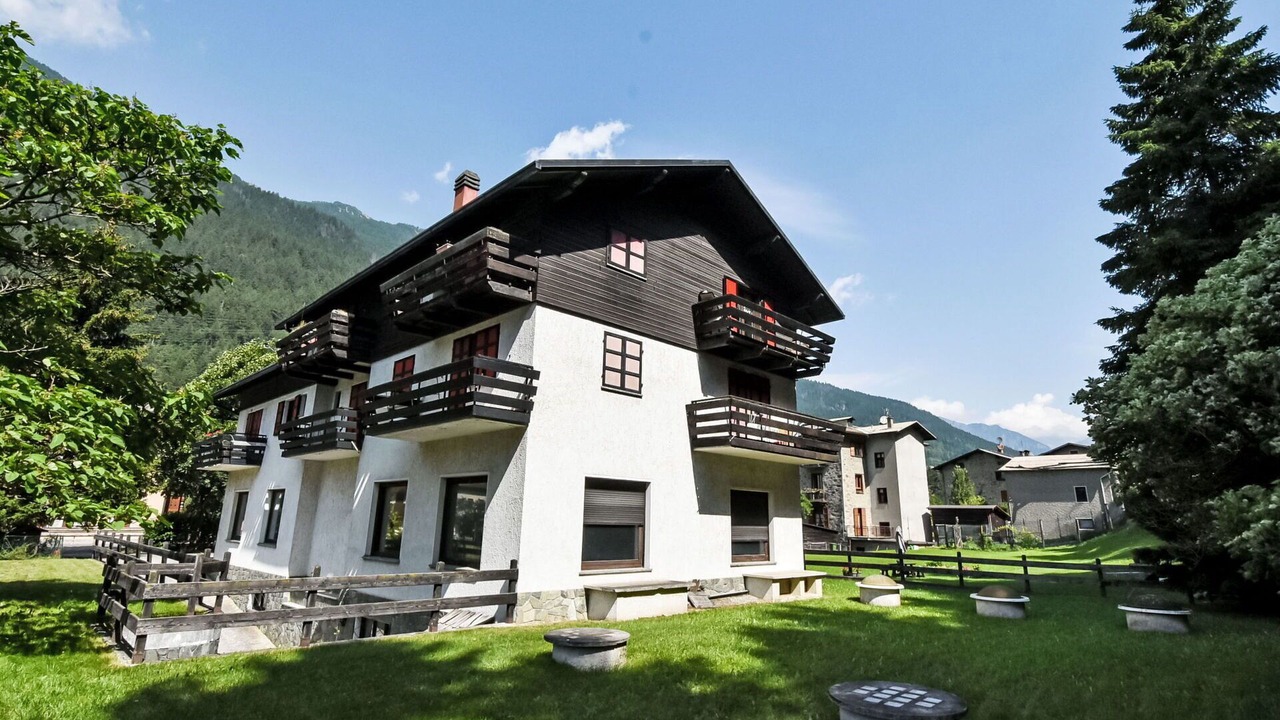 Photo of Patio Balcony in Cepina