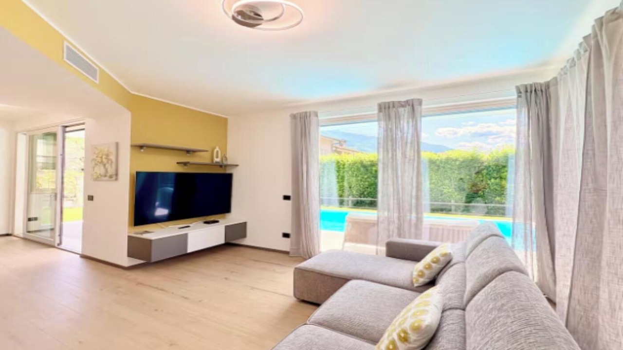 Photo of Livingroom in Colico Piano