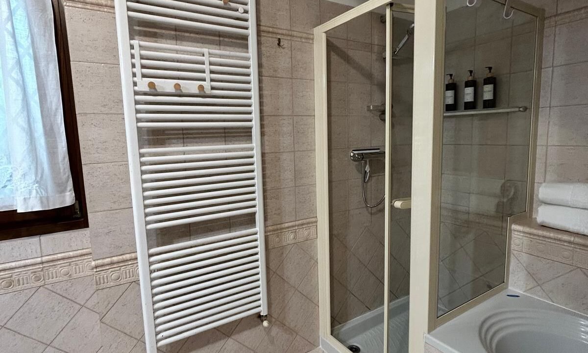 Photo of Bathroom in Tirano