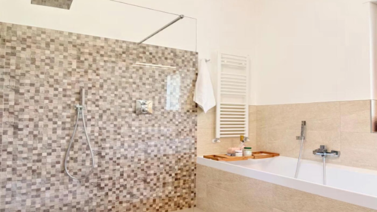 Photo of Bathroom in Colico