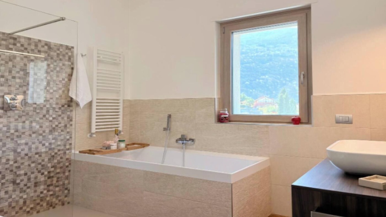 Photo of Bathroom in Colico