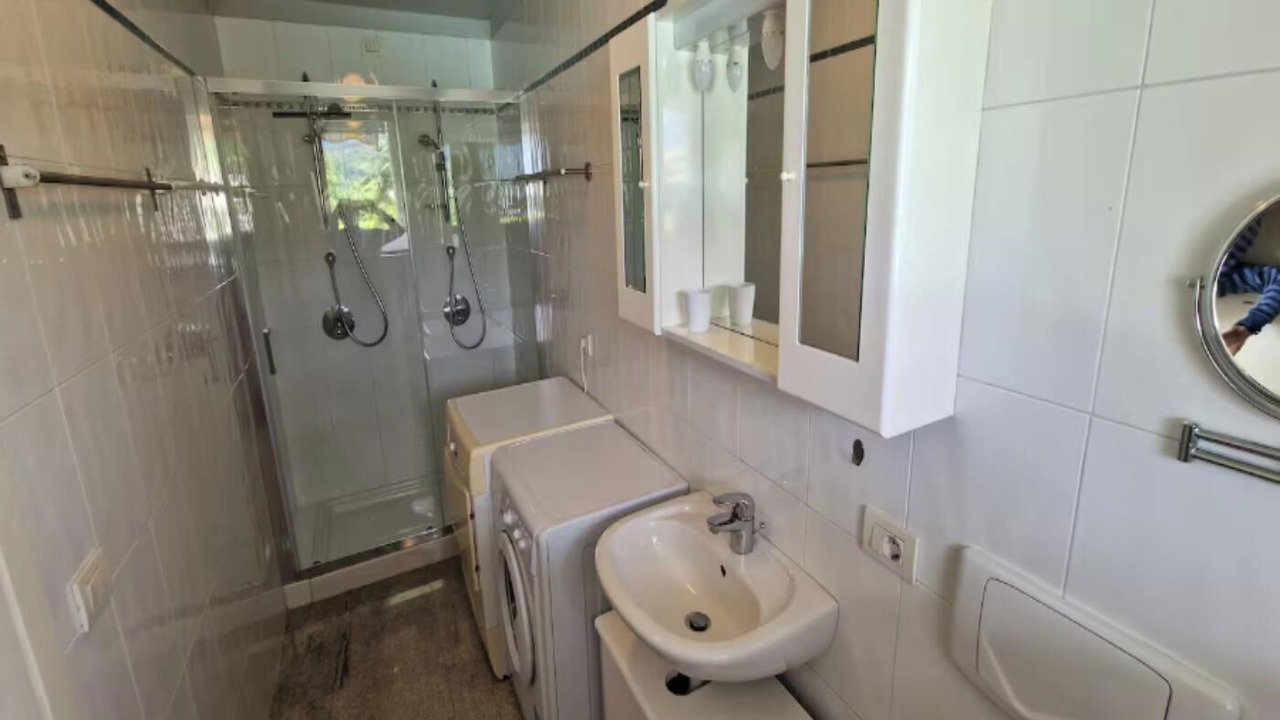 Photo of Bathroom in Colico
