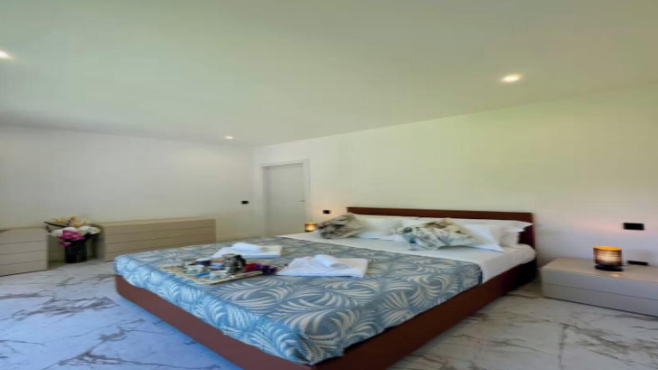 Photo of Bedroom in Menaggio