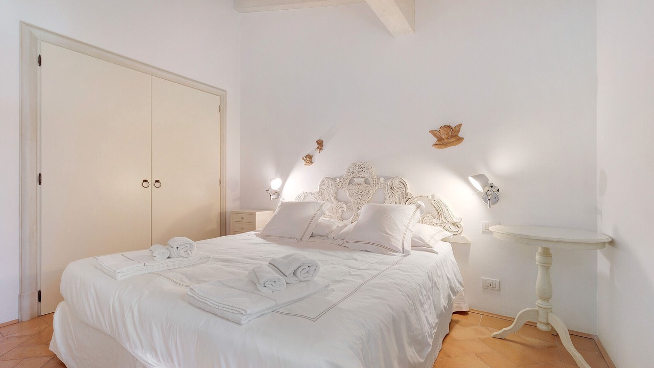 Photo of Bedroom in Puegnago del Garda