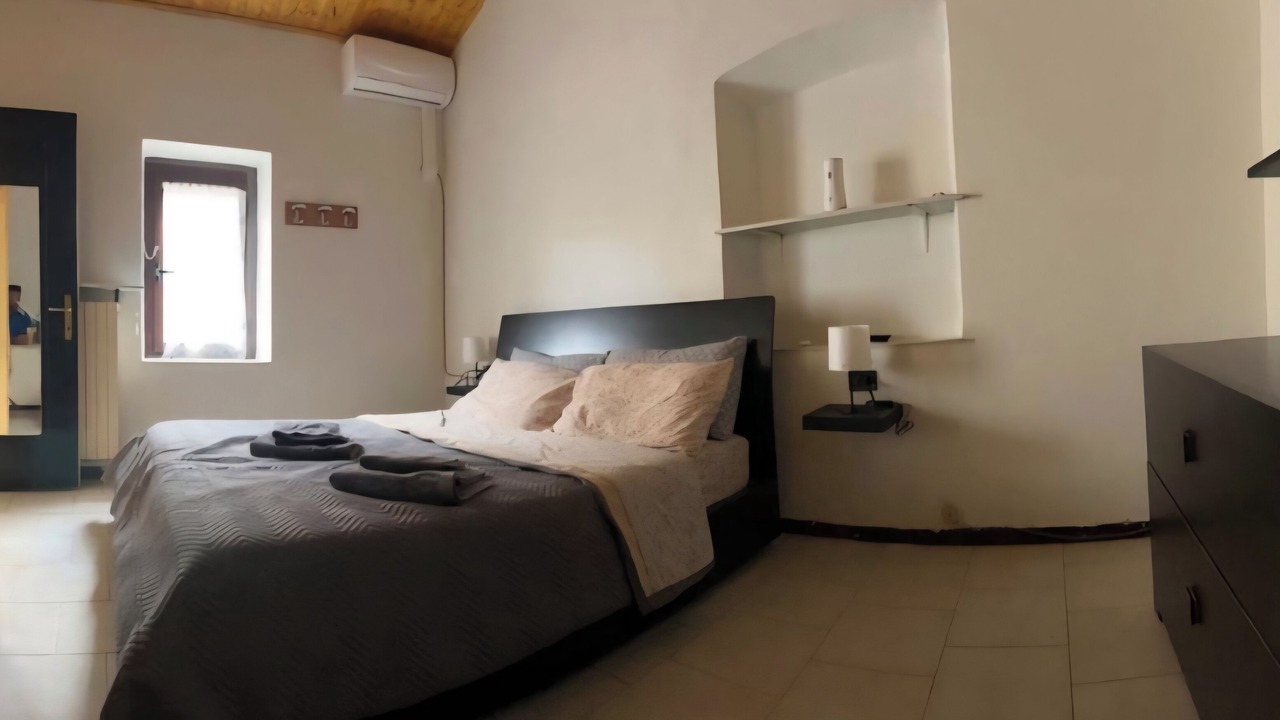 Photo of Bedroom in Gambolo