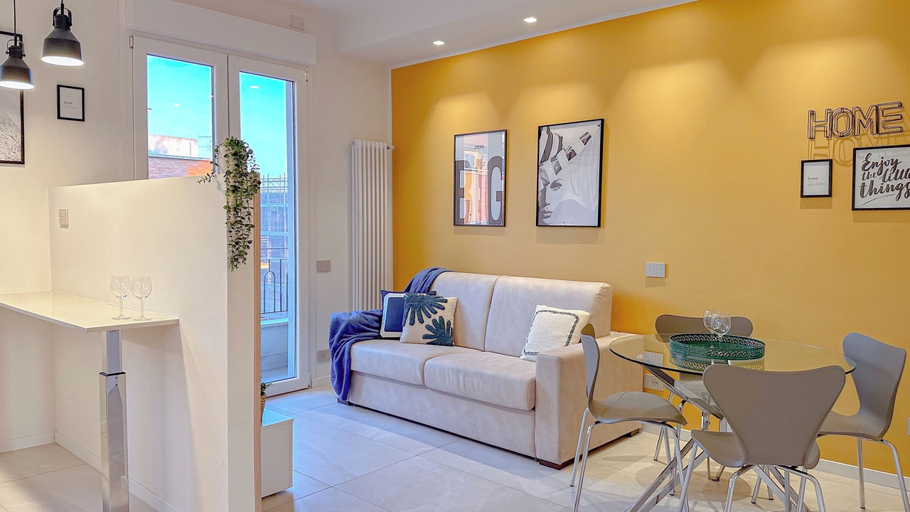 Photo of Livingroom in Navigli