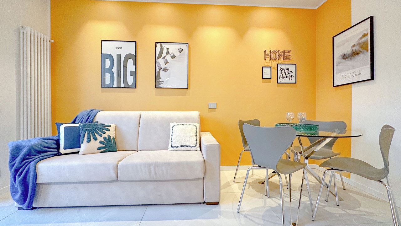 Photo of Livingroom in Navigli