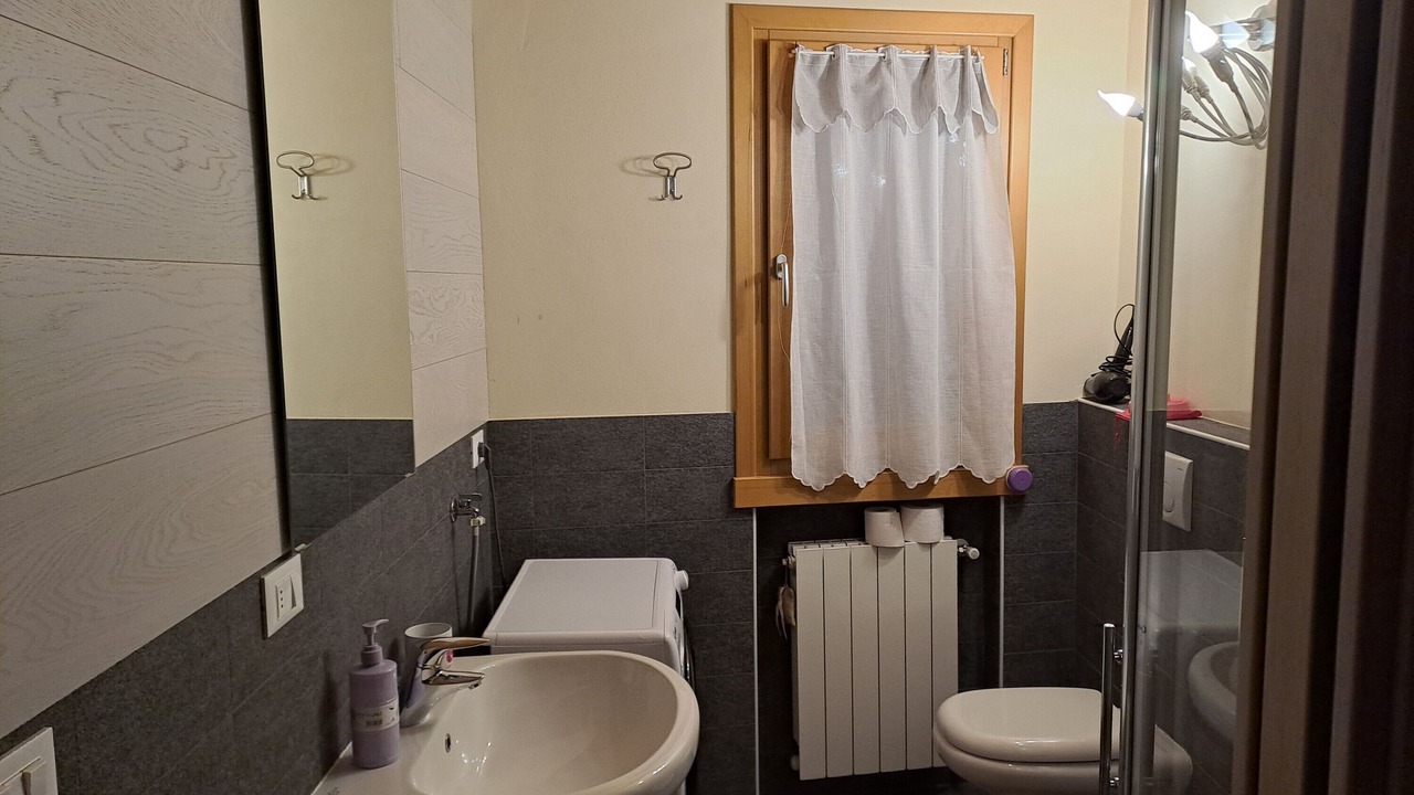 Photo of Bathroom in Vione